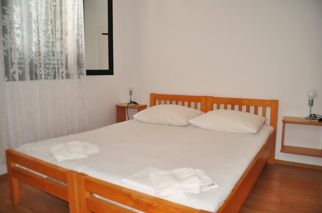 Apartments Lancek Иван Долац Екстериор снимка