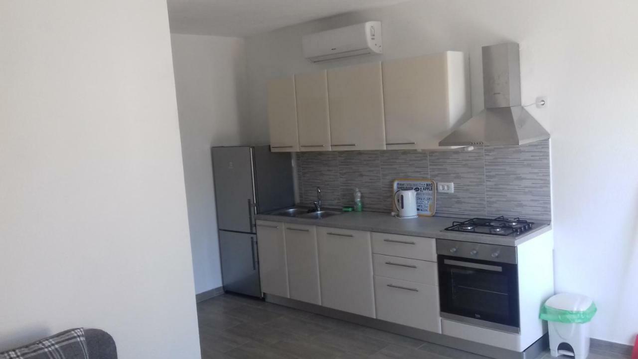 Apartments Lancek Иван Долац Екстериор снимка