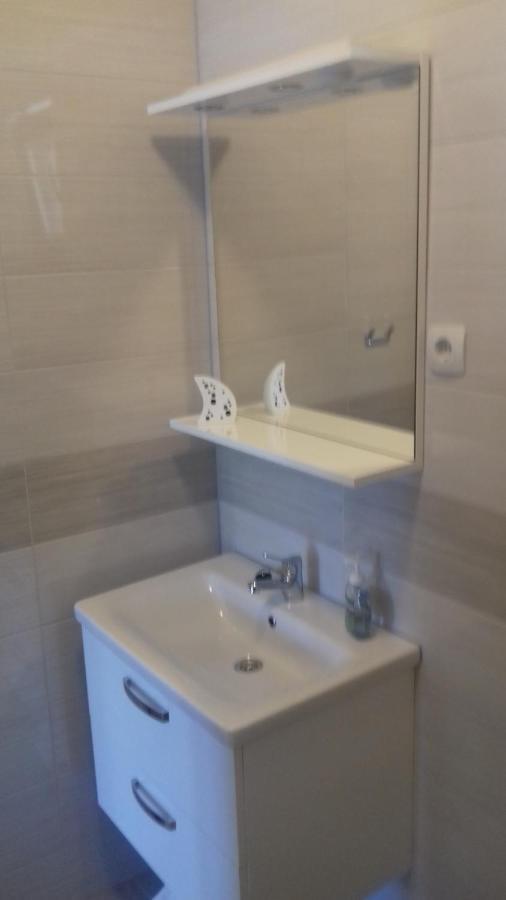 Apartments Lancek Иван Долац Екстериор снимка